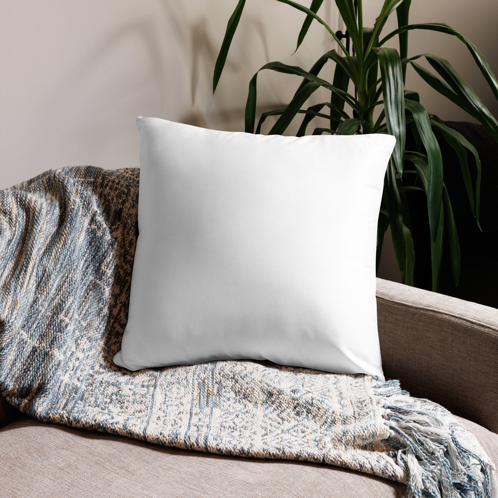 Basic Pillow - Image 2