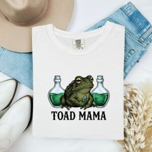 Toad Charm Shirt Halloween Occult Gift Women Eerie Tee Frog Charm T-Shirt Horror Fan Spooky Tshirt Mystic Graphic Old School Glass Tshirt