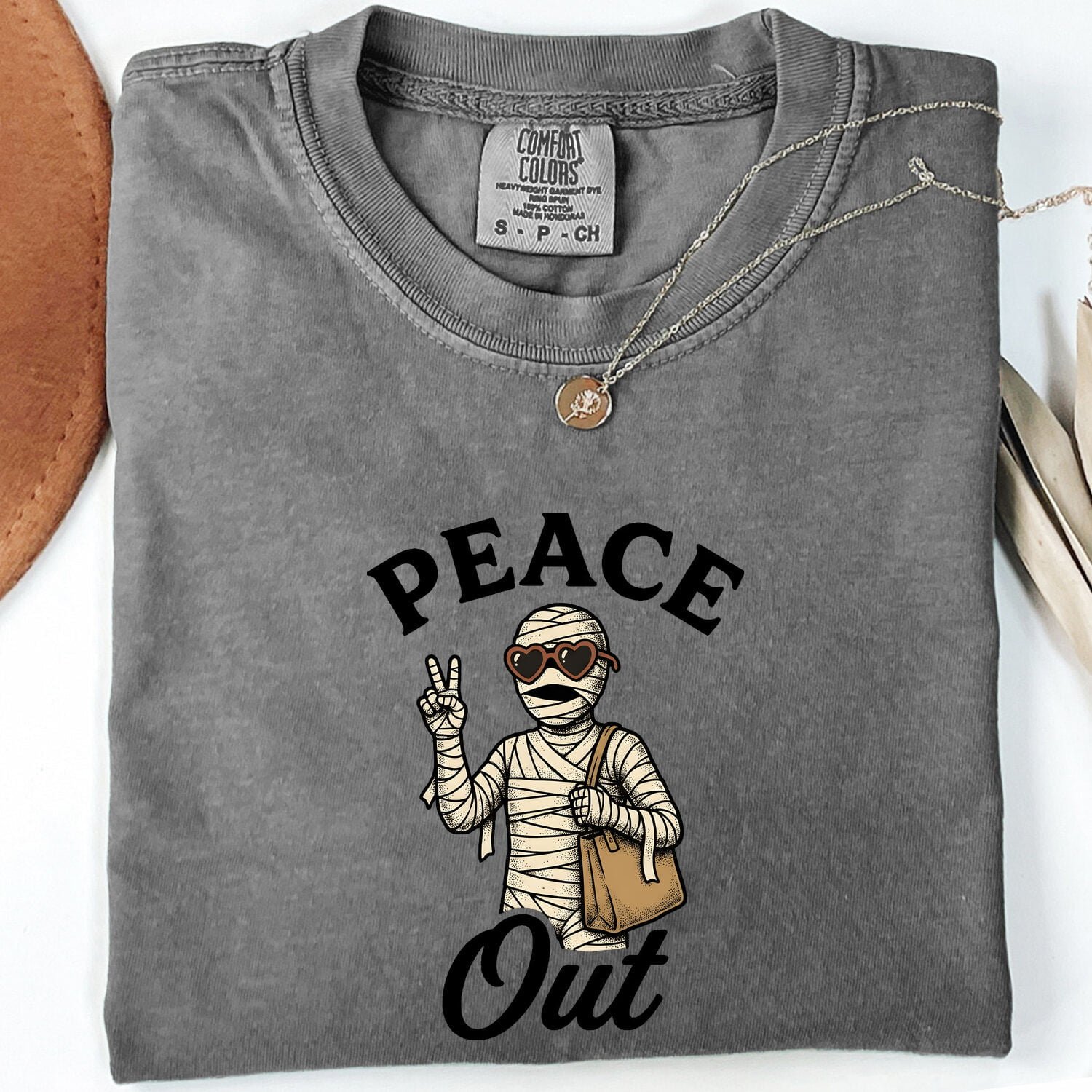 Halloween Mummy Shirt Halloween Satire Gift Women Caricature Tee Mummies T-Shirt Horror Fan Cartoon Tshirt Parody Graphic Classic Heart - Image 4